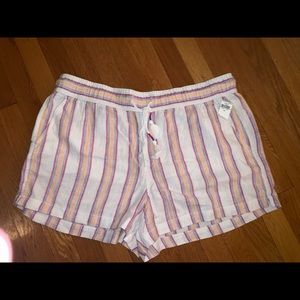 Gap XL stripped shorts